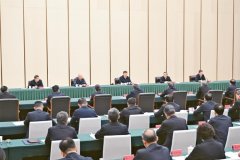 习近平：树立和践行正确政绩观